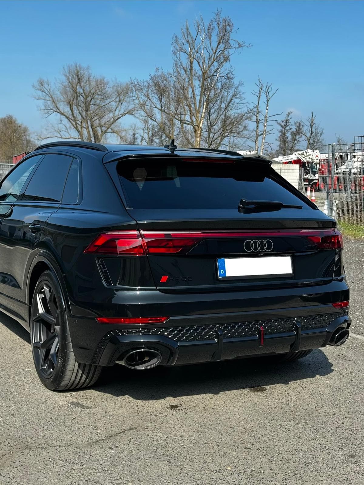 Audi RS Q8 von hinten